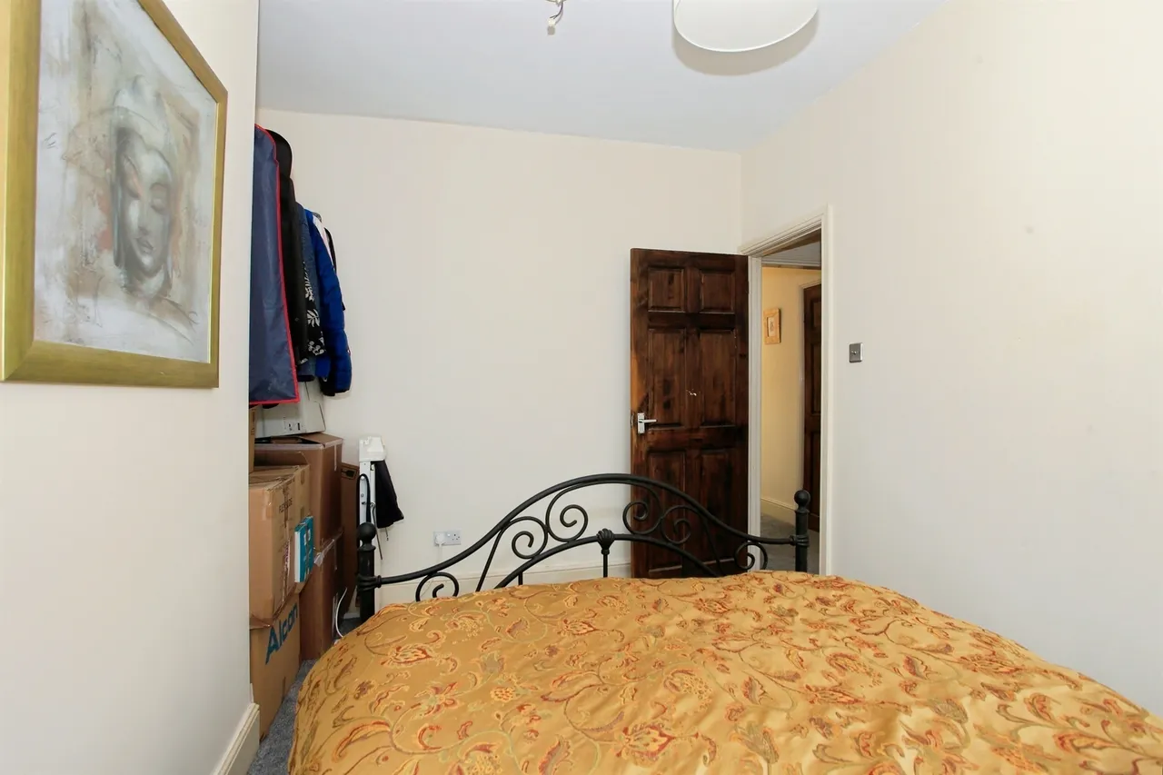 Oundle Road, PETERBOROUGH, photo 10