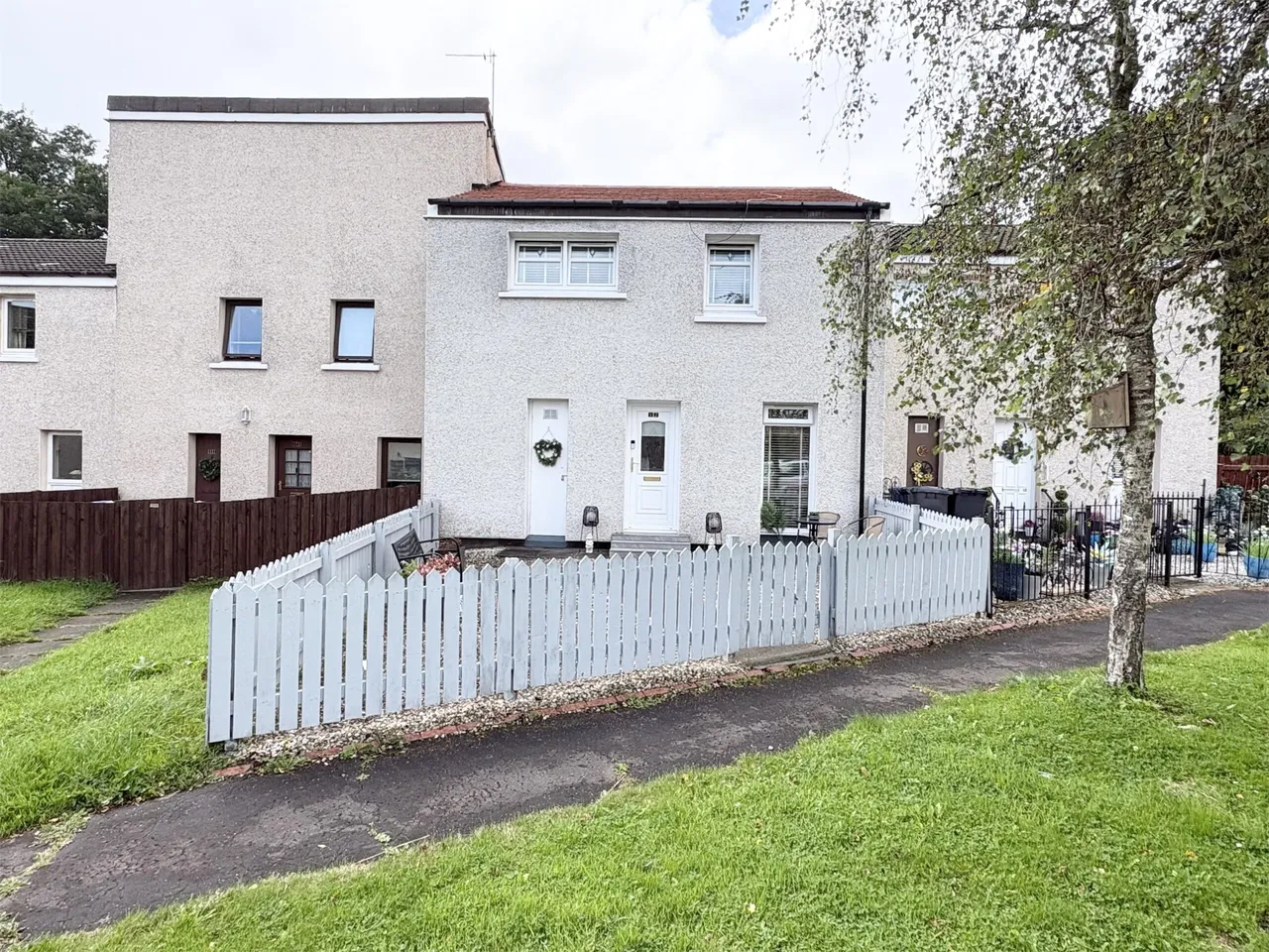 2 bed house for sale — Windlestraw Court, Bourtreehill South, Irvine, KA11 1JT