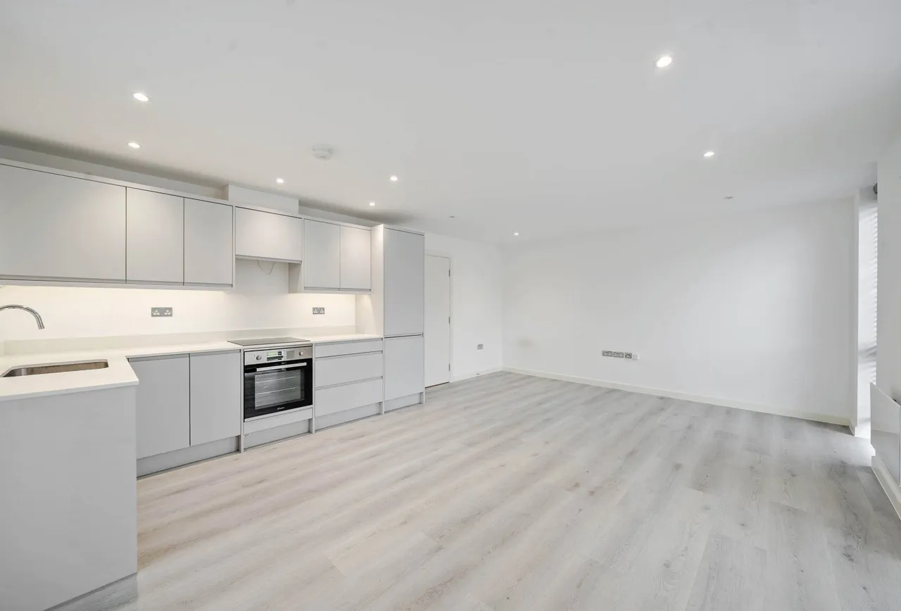 1 bed flat for sale — St. James Road, Sutton, SM1 2BA