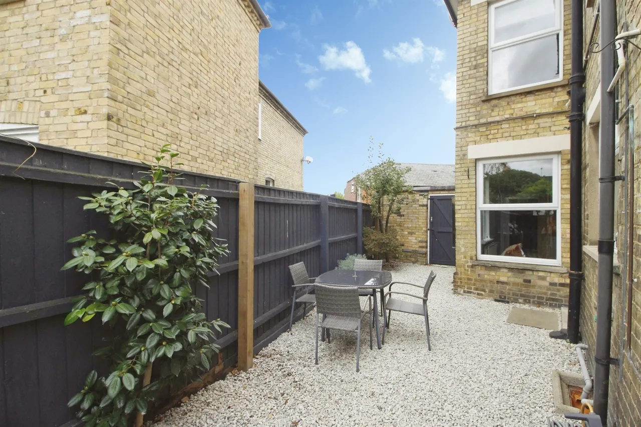 Victoria Street, Chatteris, PE16, photo 10