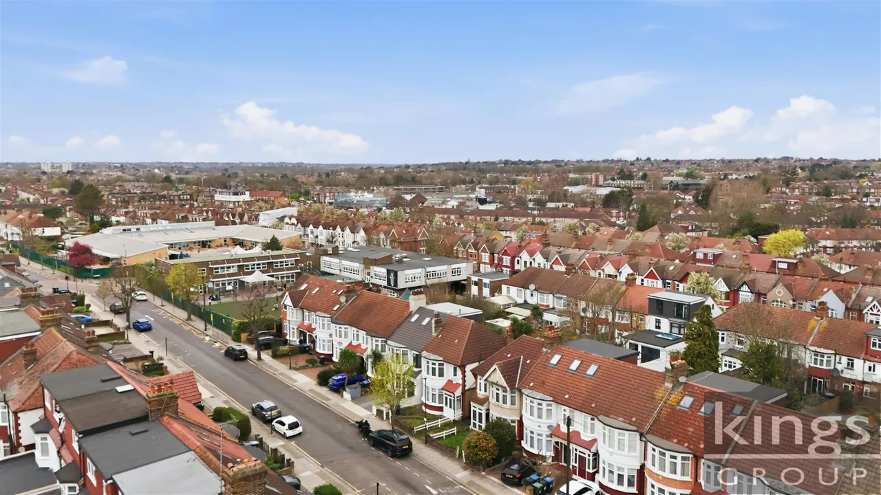 Grenoble Gardens, London, photo 17