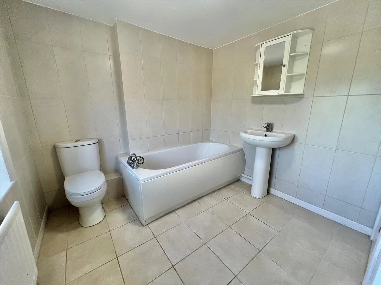 Front Street East Stour, Gillingham, Dorset SP8 5LQ, photo 10