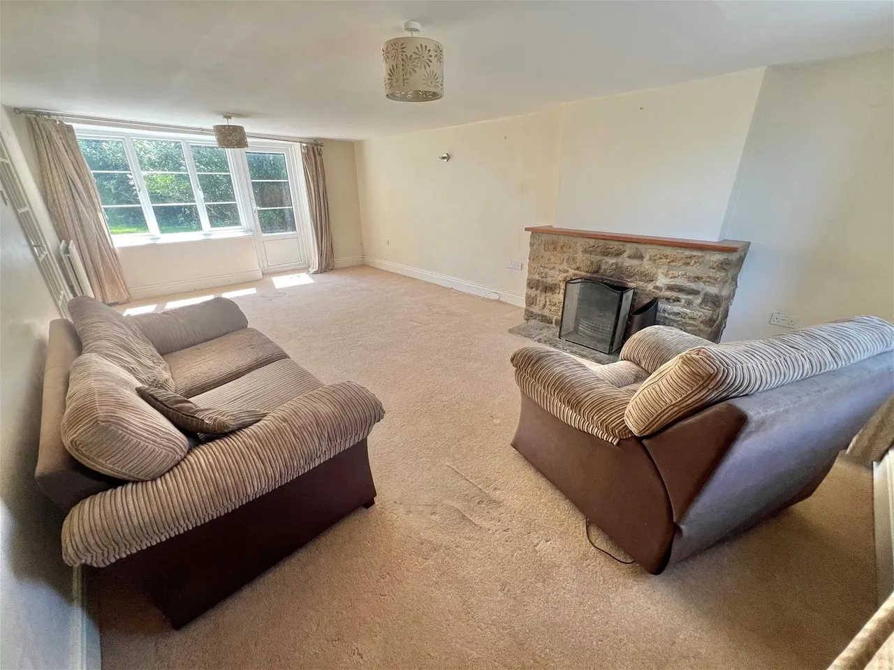 Front Street East Stour, Gillingham, Dorset SP8 5LQ, photo 4