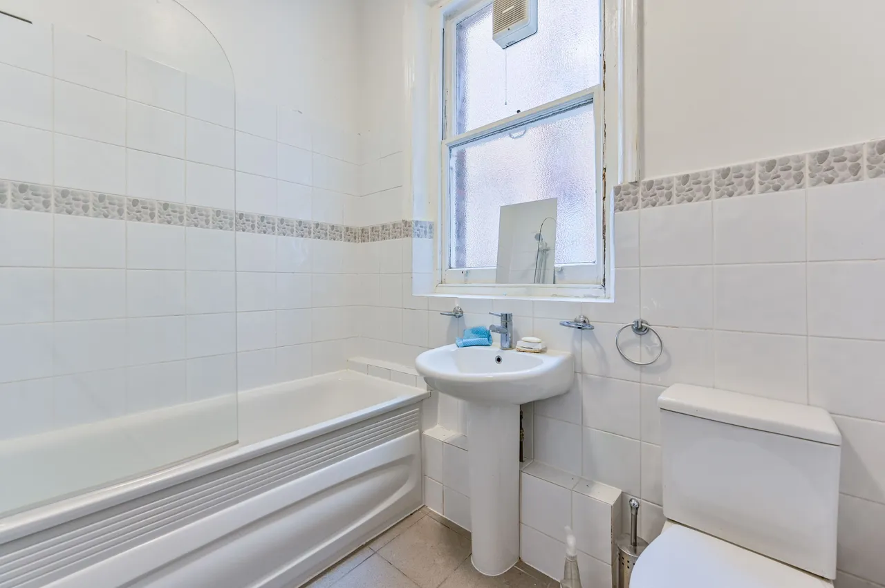 91 Marlborough Mansions, Cannon Hill, London, photo 5