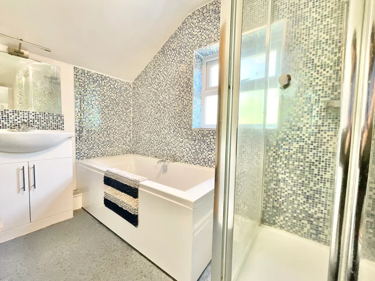 Newbridge Cottage, Newport, TF10, photo 23