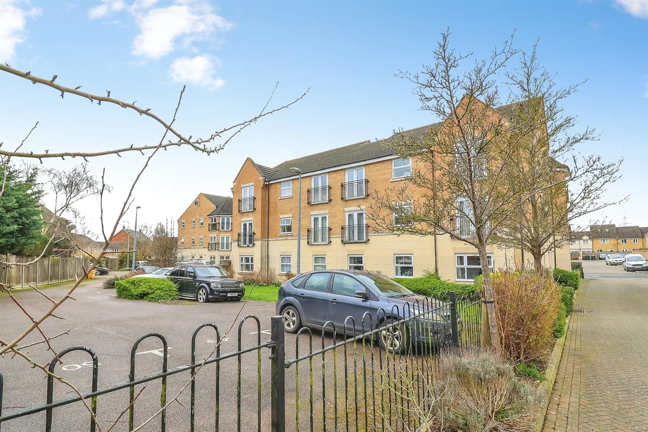 Reeve Close, Leighton Buzzard, LU7, photo 9