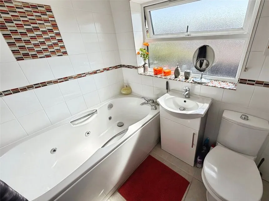 Farnborough Drive, Cantley, Doncaster, South Yorkshire, DN4, photo 5
