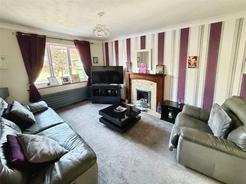 Farnborough Drive, Cantley, Doncaster, South Yorkshire, DN4, photo 10