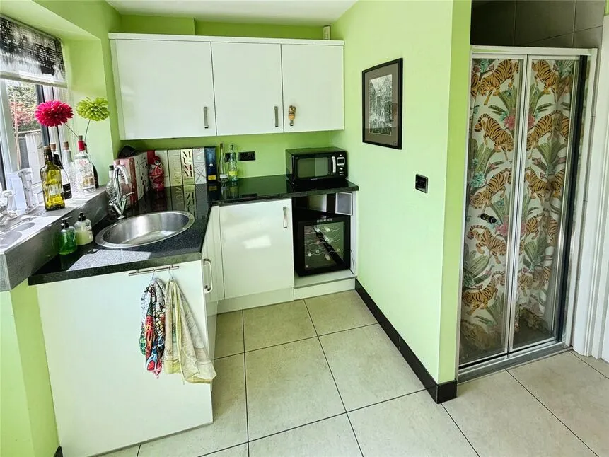 Farnborough Drive, Cantley, Doncaster, South Yorkshire, DN4, photo 8