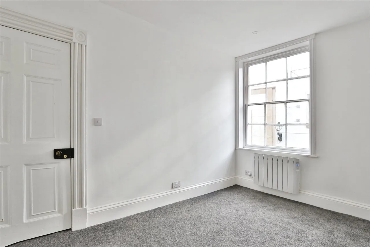 High Street, Poole, BH15, photo 11