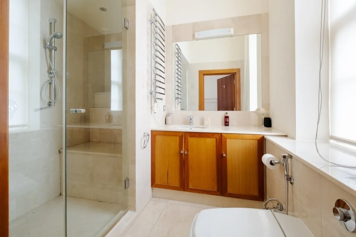 Royal Manor Drive London N11, photo 4