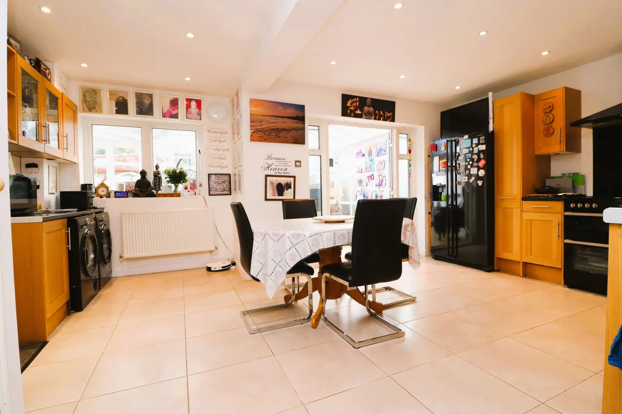 The Avenue, Harrow, HA3 7DB, photo 5