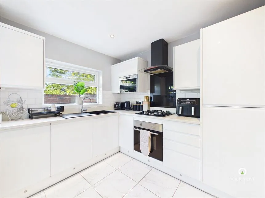 St. Edmunds Road, Gateshead, NE8, photo 10