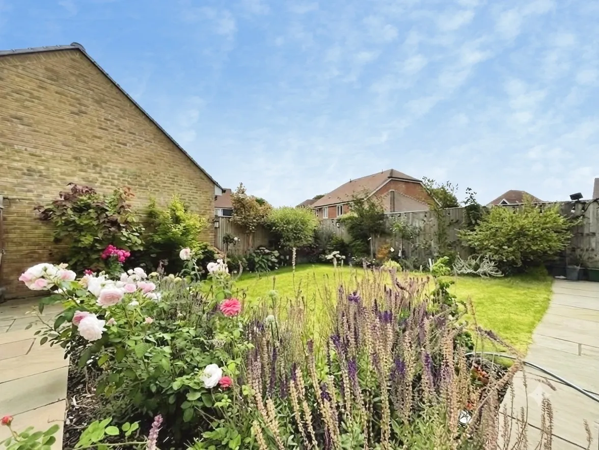 Nightingale View, Crookham Village, Fleet, Hampshire, GU51 5FB, photo 4