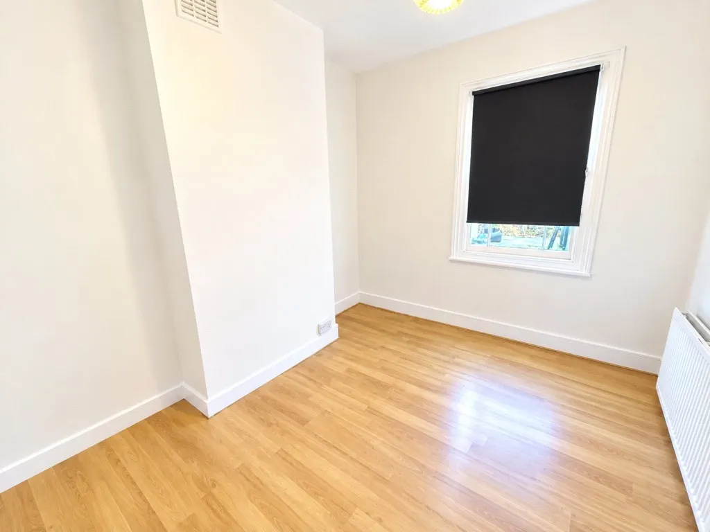 Cranbrook Road, London, SE8, photo 3