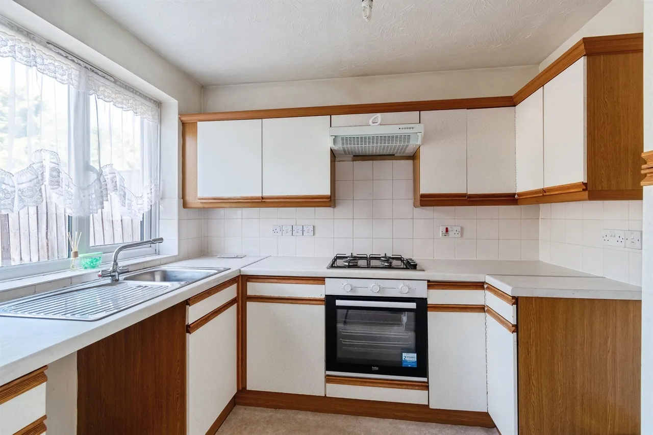Sorrel Drive, Chippenham, SN14, photo 6