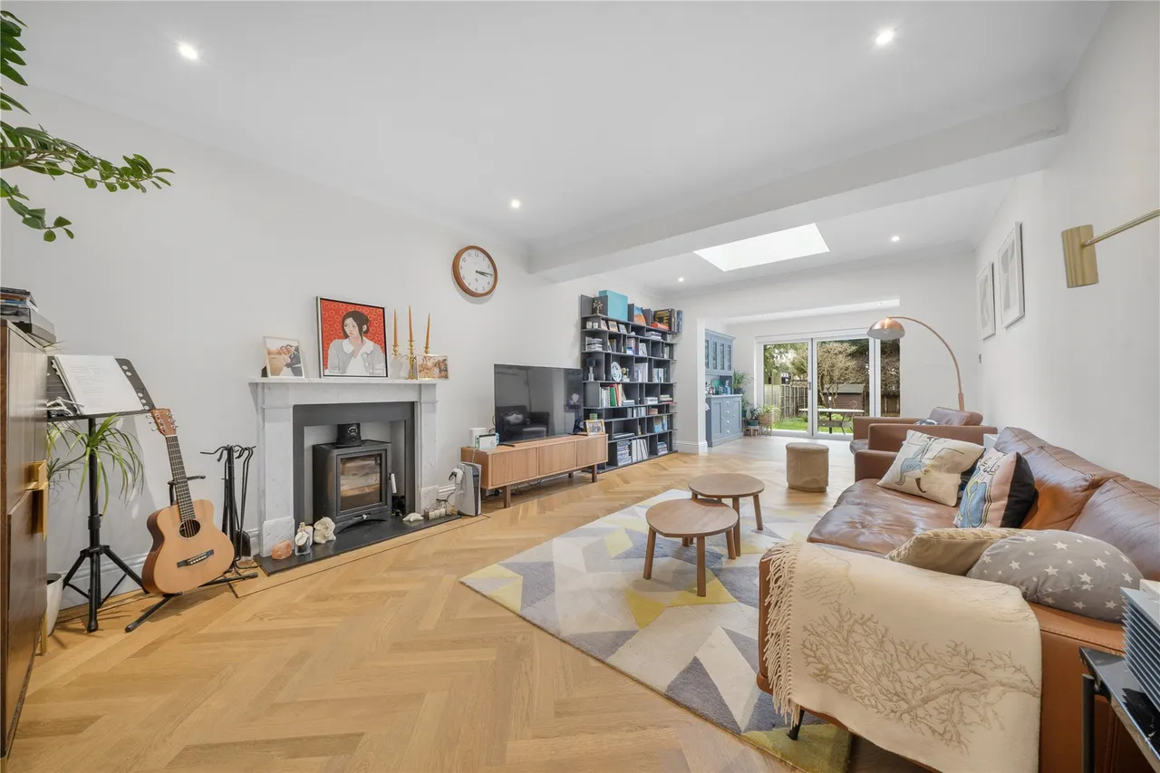 Bagshot Road, Knaphill, GU21, photo 5