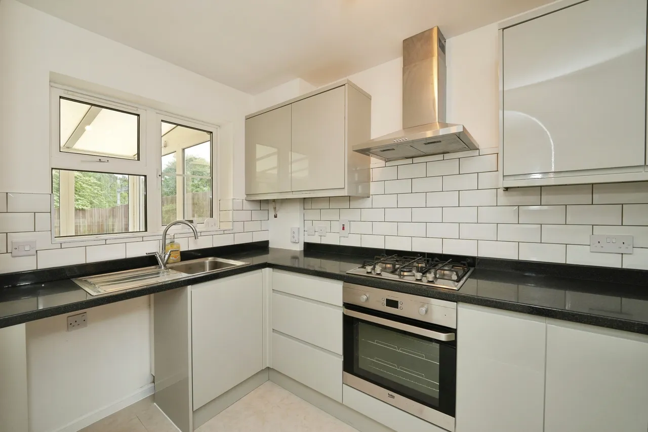 St. Teilo Court, Undy, NP26, photo 7