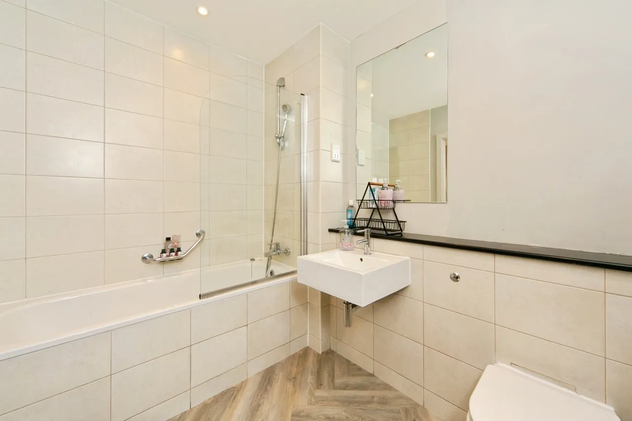 William Jessop Way, Liverpool, L3, photo 17