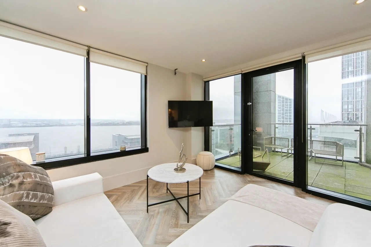 William Jessop Way, Liverpool, L3, photo 9