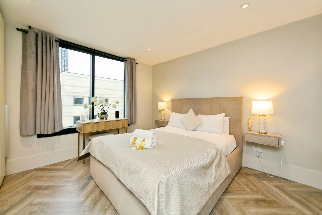 William Jessop Way, Liverpool, L3, photo 11