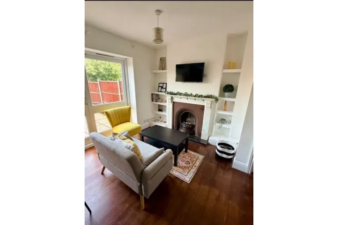 St. Judes Road, Egham, TW20, photo 19