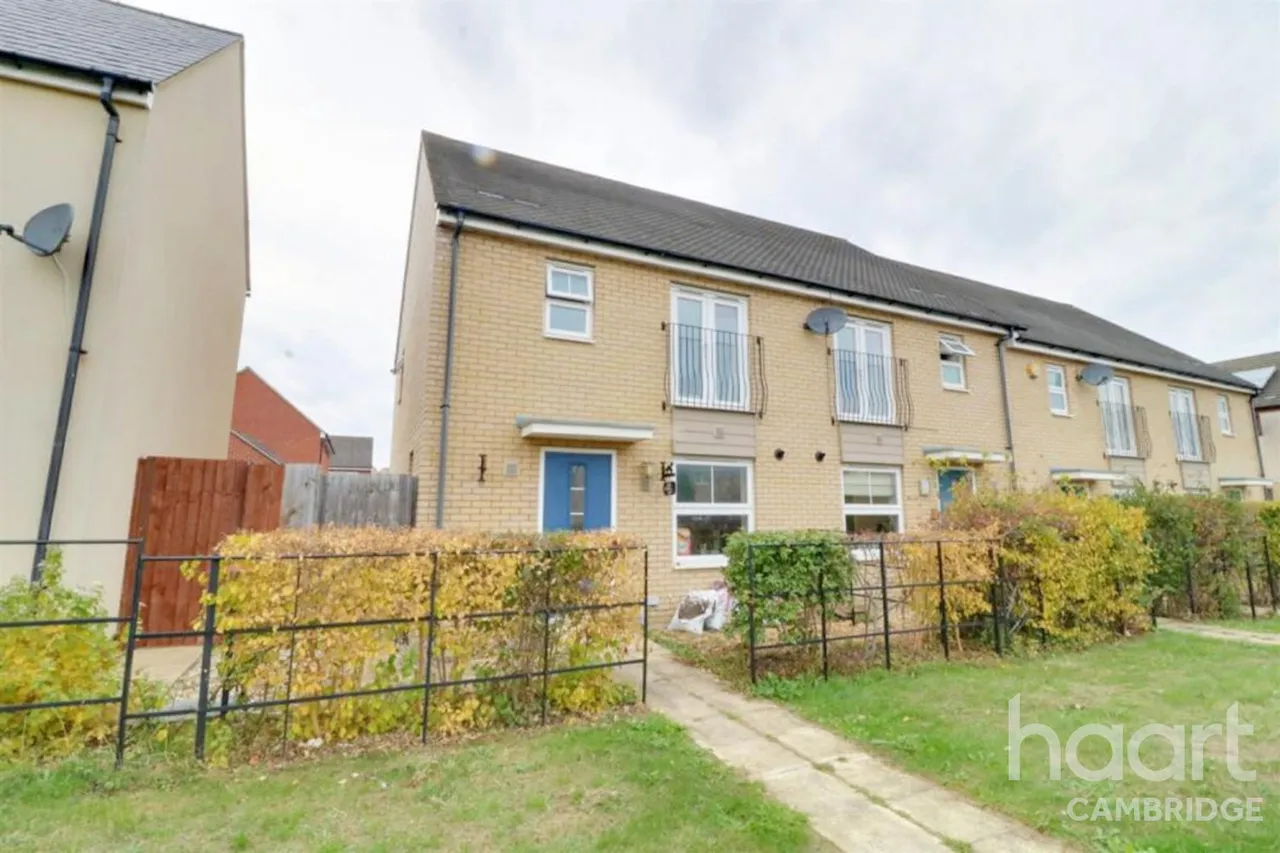 3 bed house to rent, Sterling Way, Cambourne, CB23