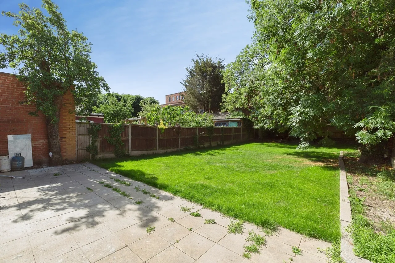 Beattyville Gardens, Ilford, IG6, photo 30