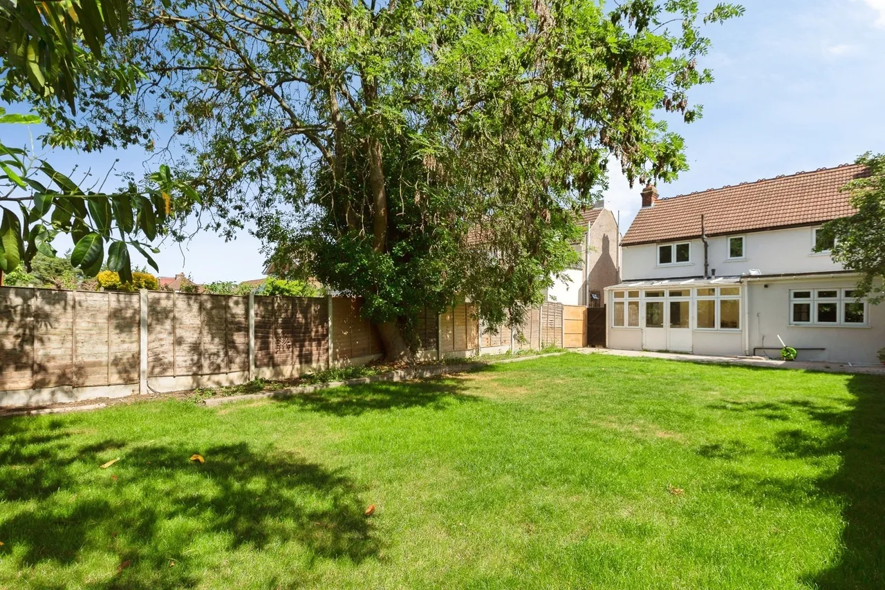 Beattyville Gardens, Ilford, IG6, photo 28