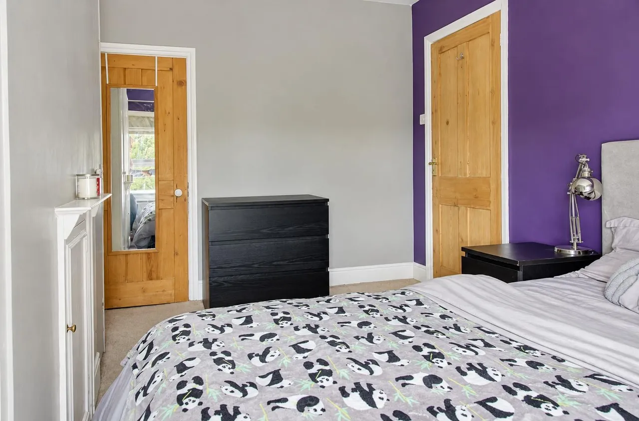Henfield Road, Horsham, RH13, photo 13