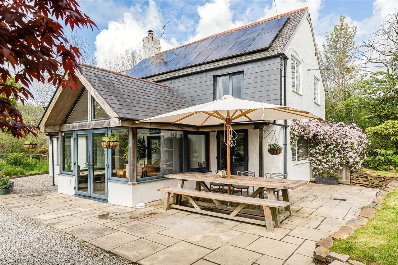 3 bed house for sale — Enniscaven, St. Dennis, St. Austell, Cornwall, PL26 8DE