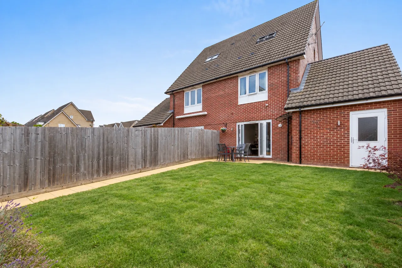 Cheverton Avenue, Princes Risborough, HP27, photo 13