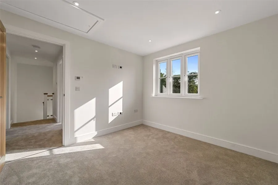 with 3 bedrooms in Perry Green, Much Hadham, SG10, photo 14