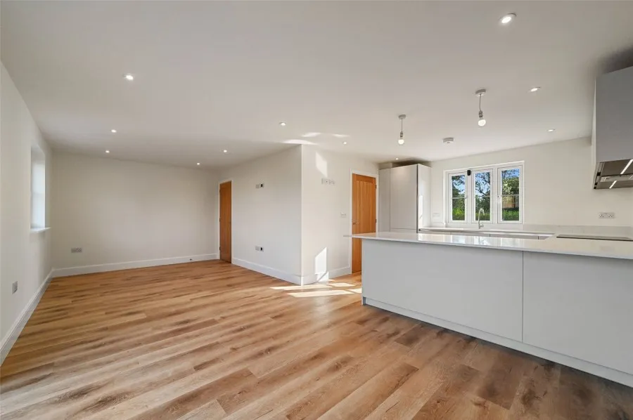 with 3 bedrooms in Perry Green, Much Hadham, SG10, photo 12