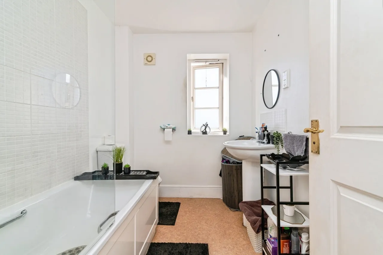 Marhill Road, Carlton, NG4, photo 13