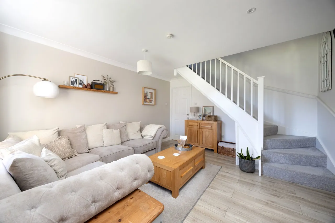 Davis Road, Market Lavington, SN10, photo 3