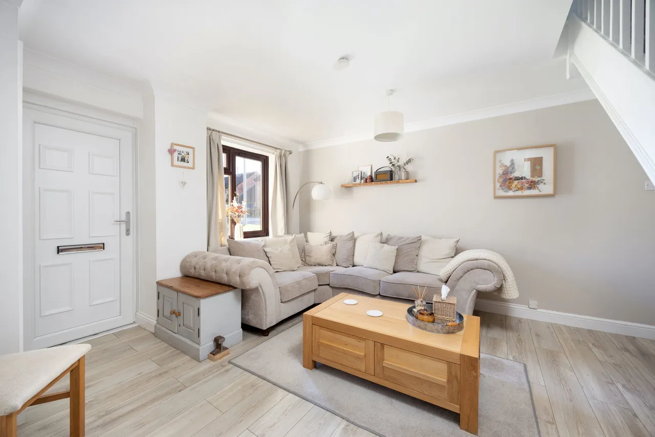 Davis Road, Market Lavington, SN10, photo 4
