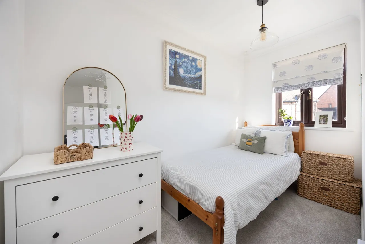 Davis Road, Market Lavington, SN10, photo 25