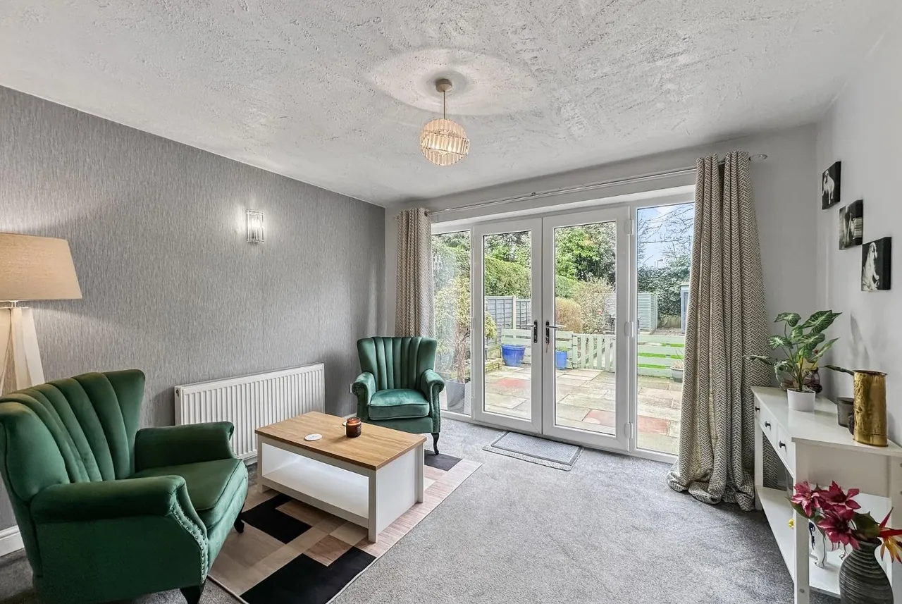 Brook Avenue, Timperley WA15 6SJ, photo 4