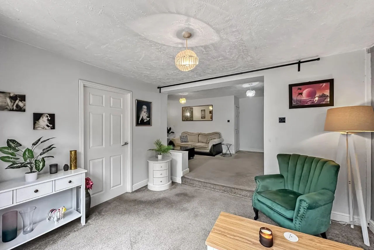 Brook Avenue, Timperley WA15 6SJ, photo 19