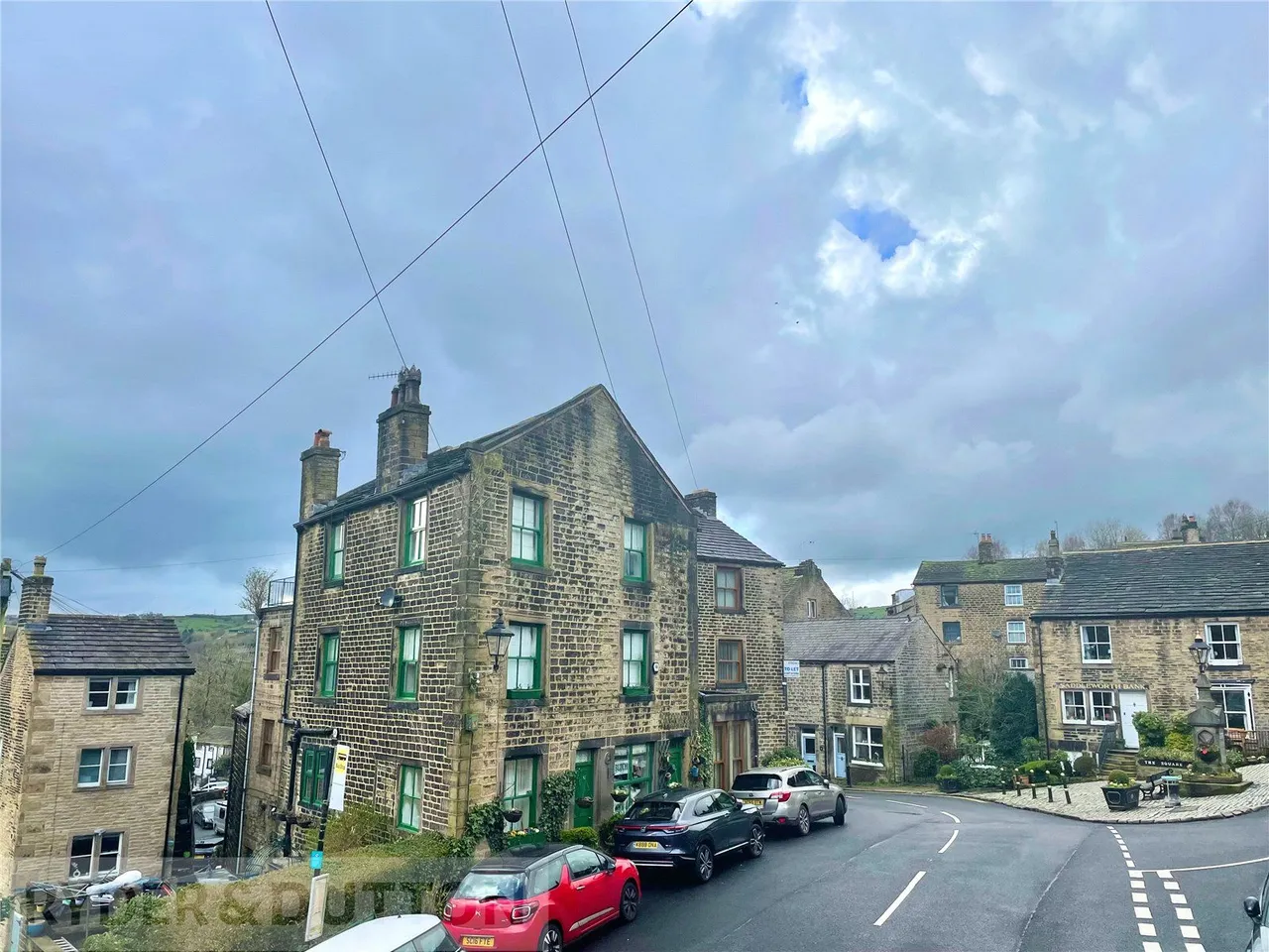 The Square, Dobcross, OL3, photo 23