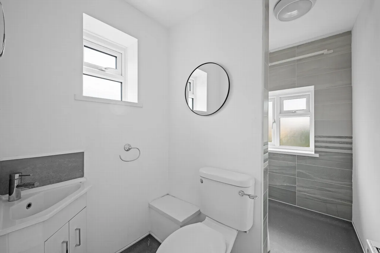 Cuff Crescent, Eltham, SE9 5RG, photo 11