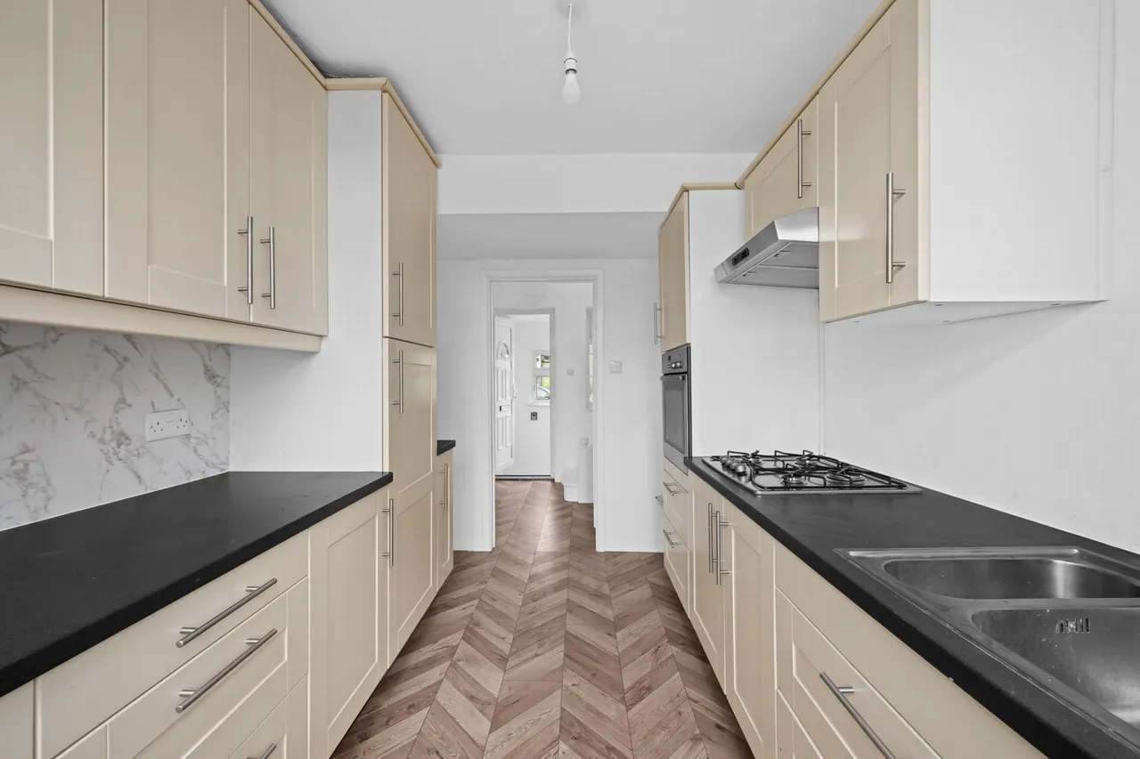 Cuff Crescent, Eltham, SE9 5RG, photo 7