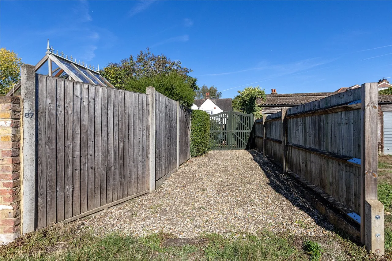 North Road, Kew, TW9, photo 11