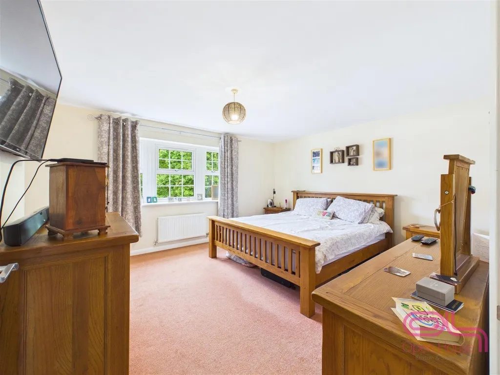 Queen Victoria Drive, Swadlincote, DE11, photo 22