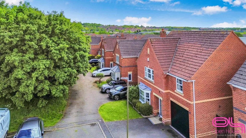 Queen Victoria Drive, Swadlincote, DE11, photo 4