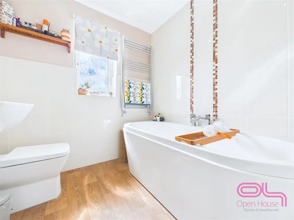 Queen Victoria Drive, Swadlincote, DE11, photo 29