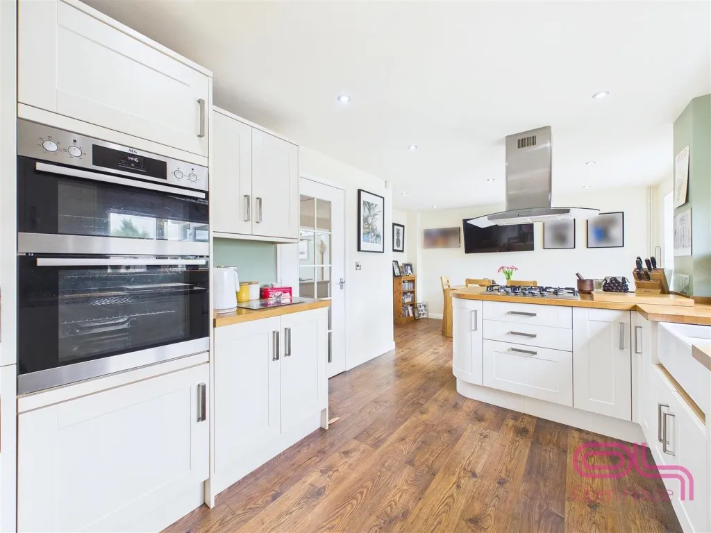Queen Victoria Drive, Swadlincote, DE11, photo 12