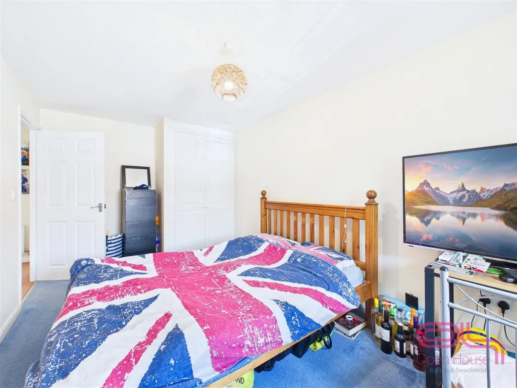 Queen Victoria Drive, Swadlincote, DE11, photo 24