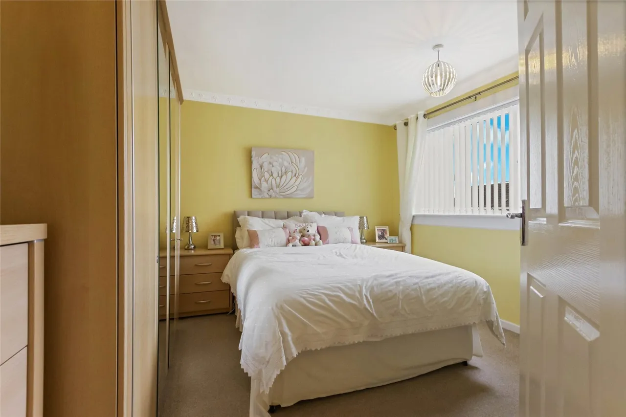 Erskinefauld Road, Linwood, PA3, photo 13